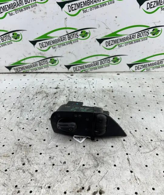 Bloc lumini 6N1 941 531 5 Volkswagen VW Polo 1999 1.6 MT (75 hp)