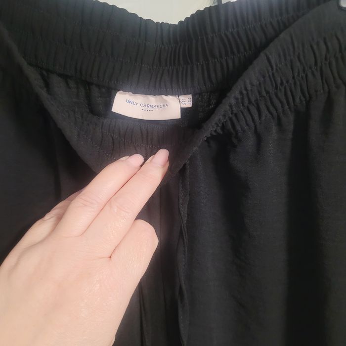 Pantaloni subtiri noi