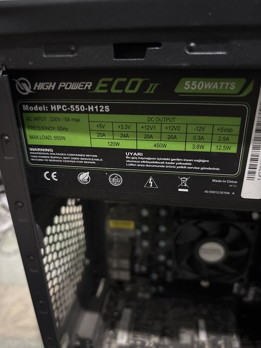 Pc de vanzare intreg sau pe piese