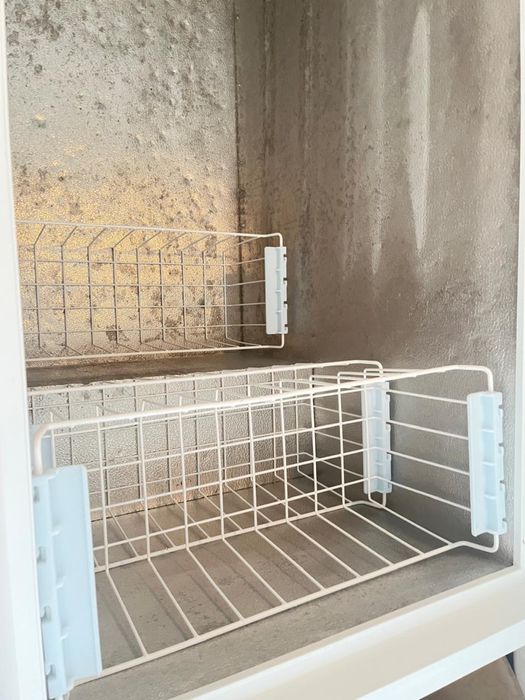 Продаю морозильную камеру