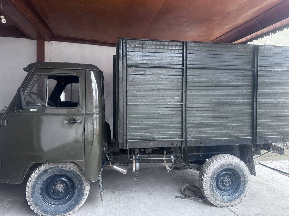 Uvaz 1982 yil xolati alo