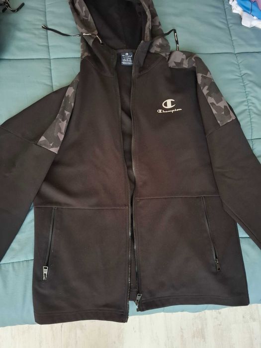 Горнище Champion