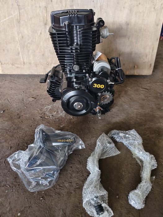 Мотор двигатель мотоцикла