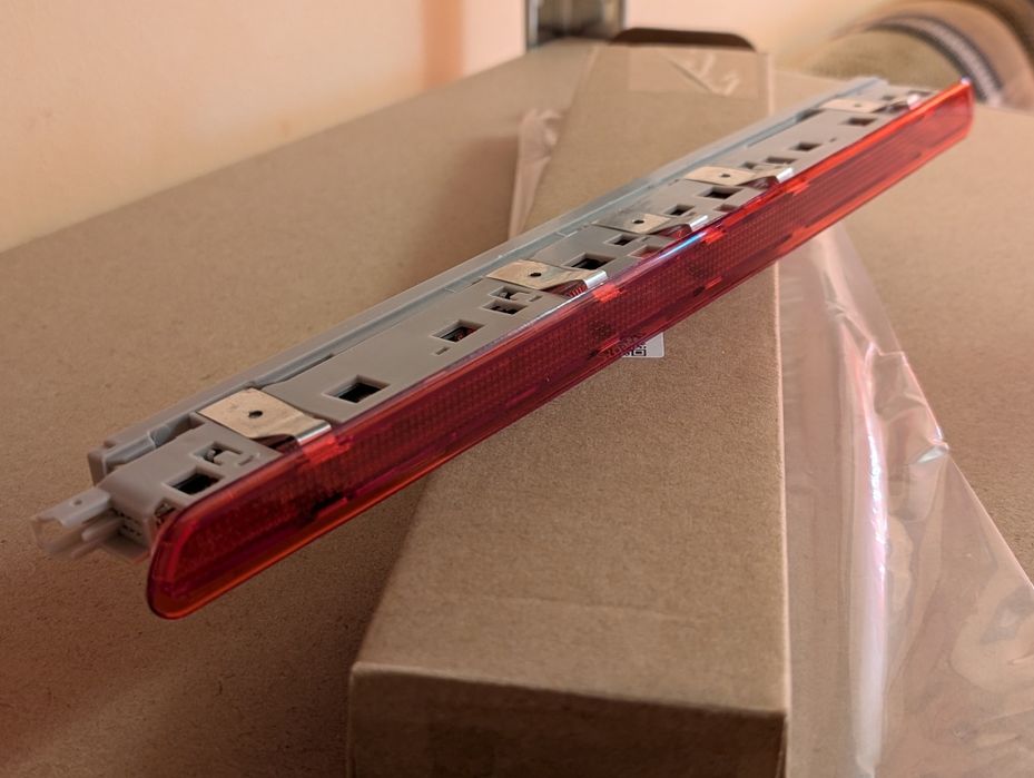 Lampa haion Stop frana central suplimentar Audi A4 B7 Avant/Break