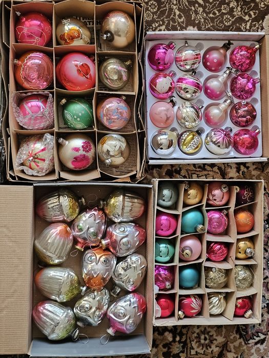 Дед Мороз-Статуэтка фарфоровые