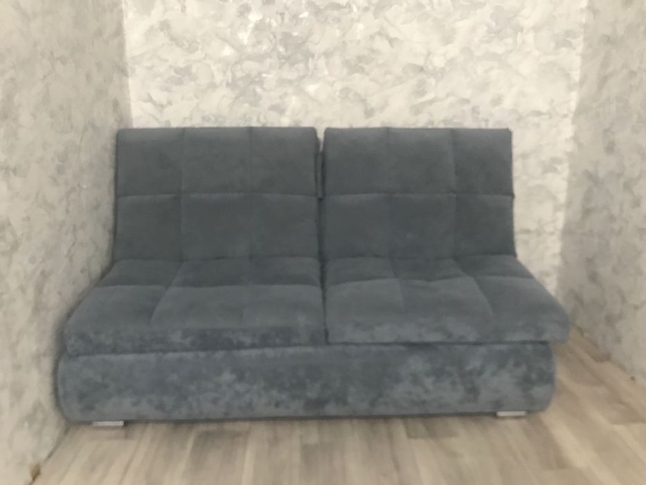 Продам диван пума