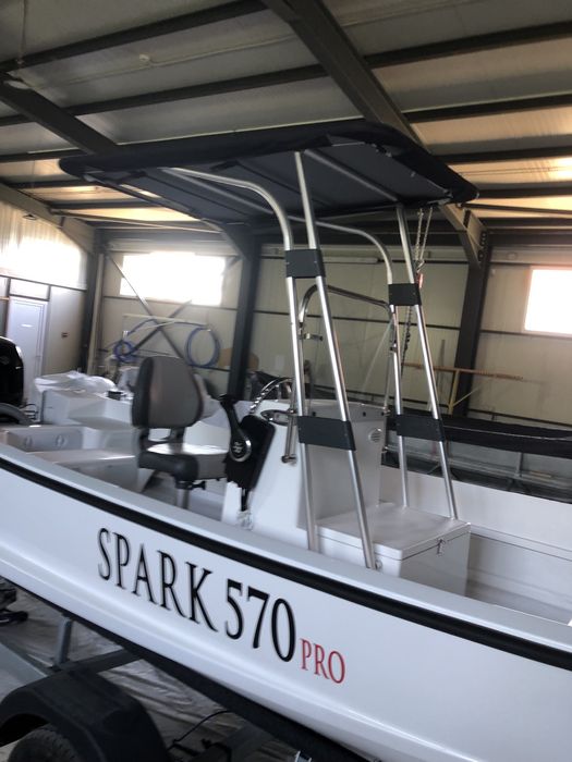 Barca noua ,ambarcatiune clasa C