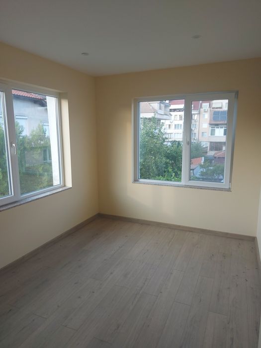 Продава се Четиристаен апартамент в Благоевград, Идеален център - 90 кв.м за 1389 €/кв.м - Снимка #7