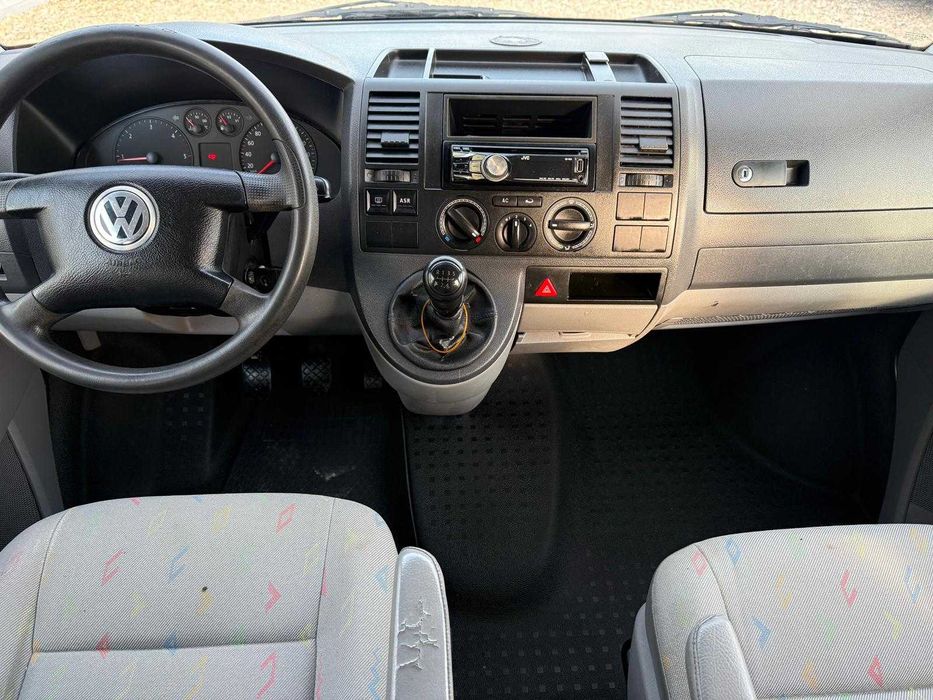 Vw transporter T5 mixt maxim de lung 1.9 TDI