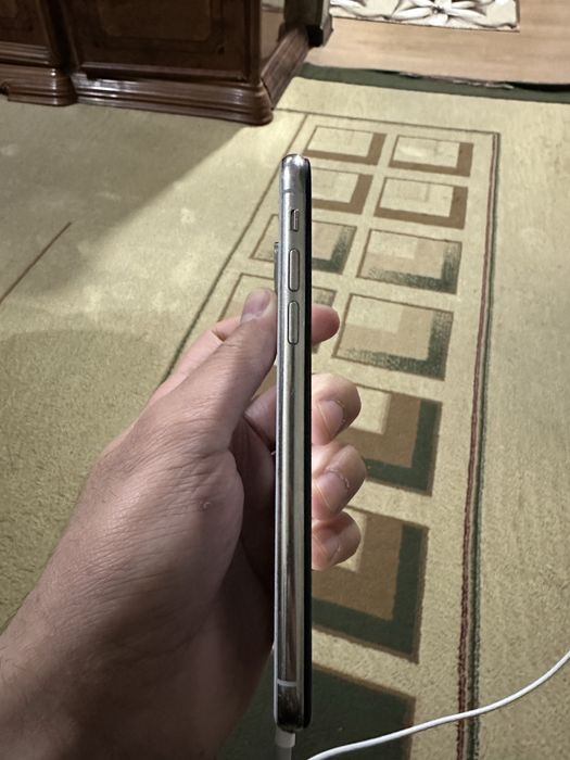 Iphone x 64 xolati yaxshi