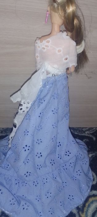 Продам кукольные наряды