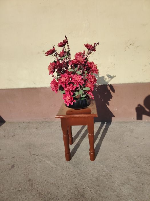 Sifatli va mustahkam Taburetka