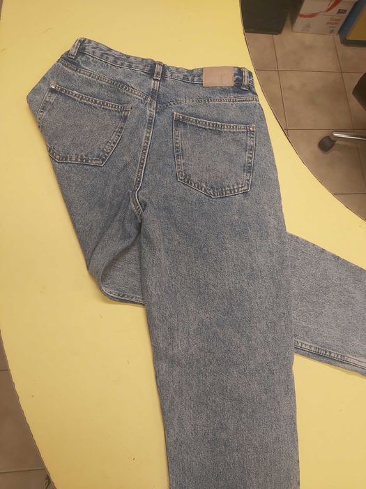 Дамски дънки- много запазени