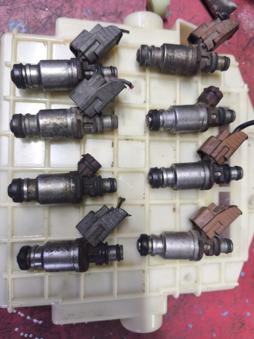 Форсунки 3rz трамблерные .оригинал прадо95 сюрф 185 гранвия региус.