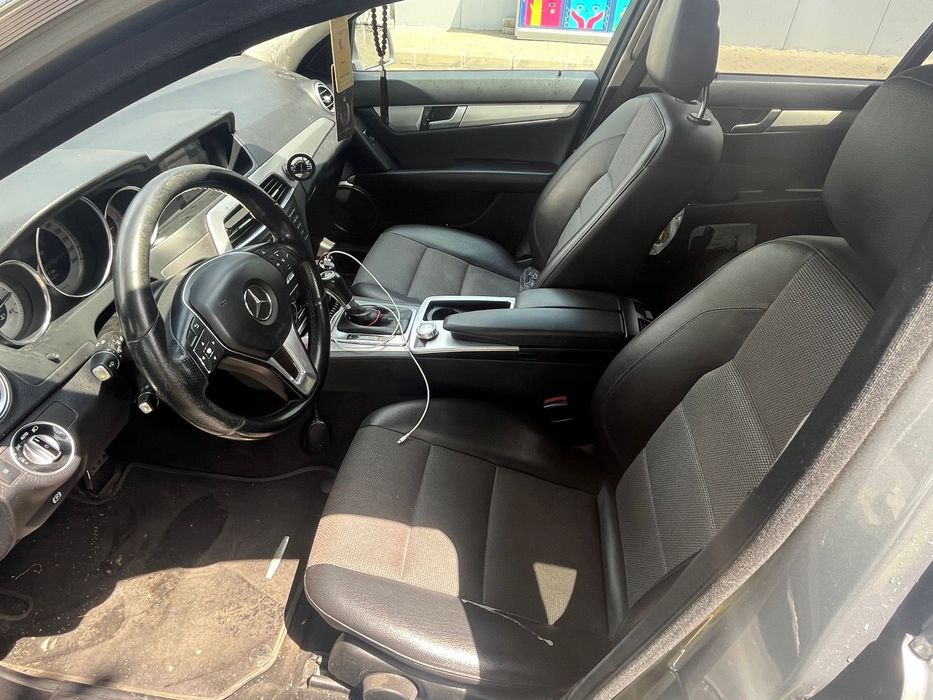 MERCEDES-BENZ C-Class 2012 — imagine 2