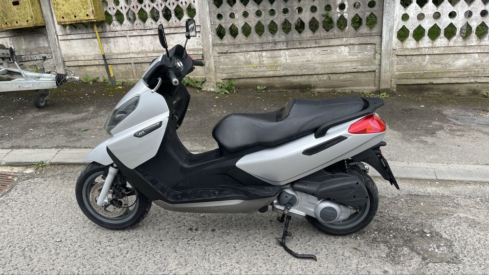 Scuter piaggio x7 2007