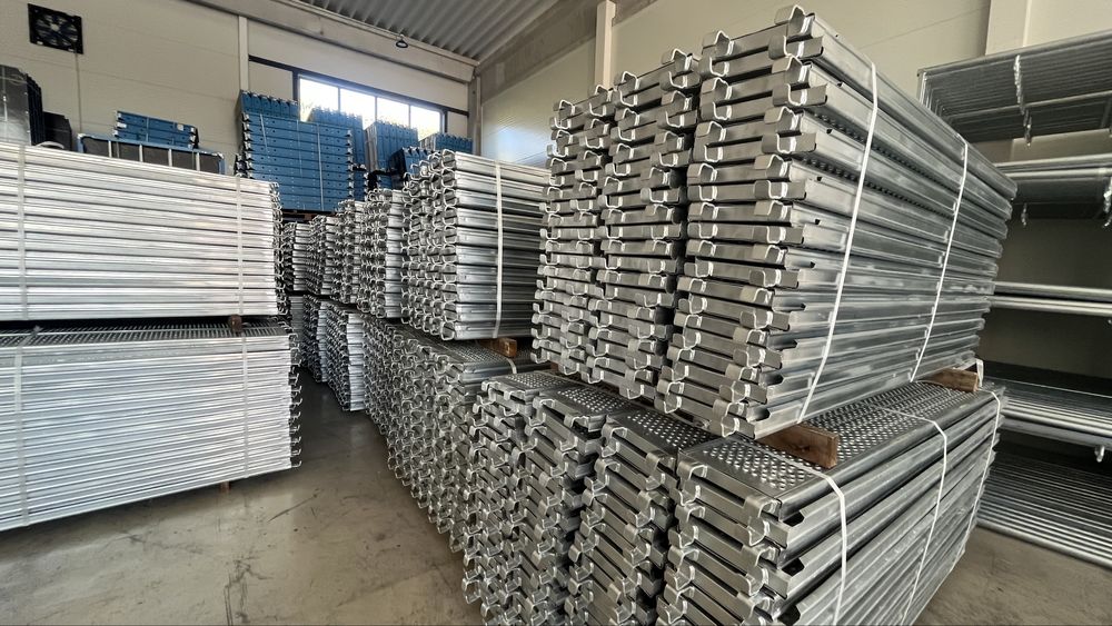 Рамково фасадно скеле поцинковано