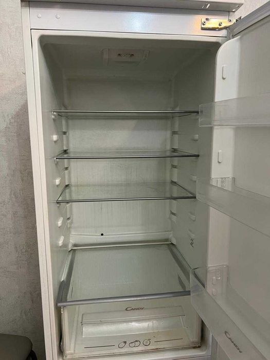 Продам Холодильник б/у