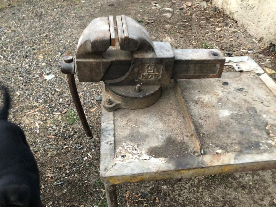 Тиски большой СССР в идеале