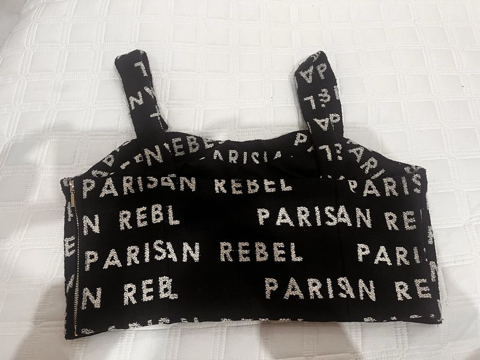 Бюстие Mohito в черно и бяло