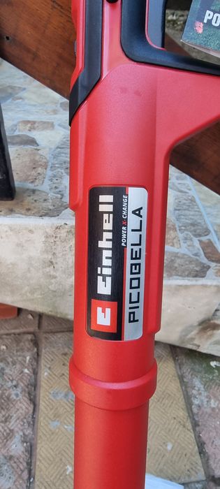 Акумулаторна четка за почистване Einhell 18v