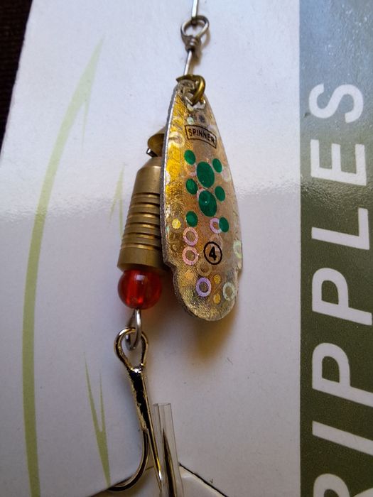 Воблер и блесни за риболов