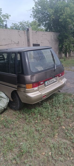 Продам нисан прерия