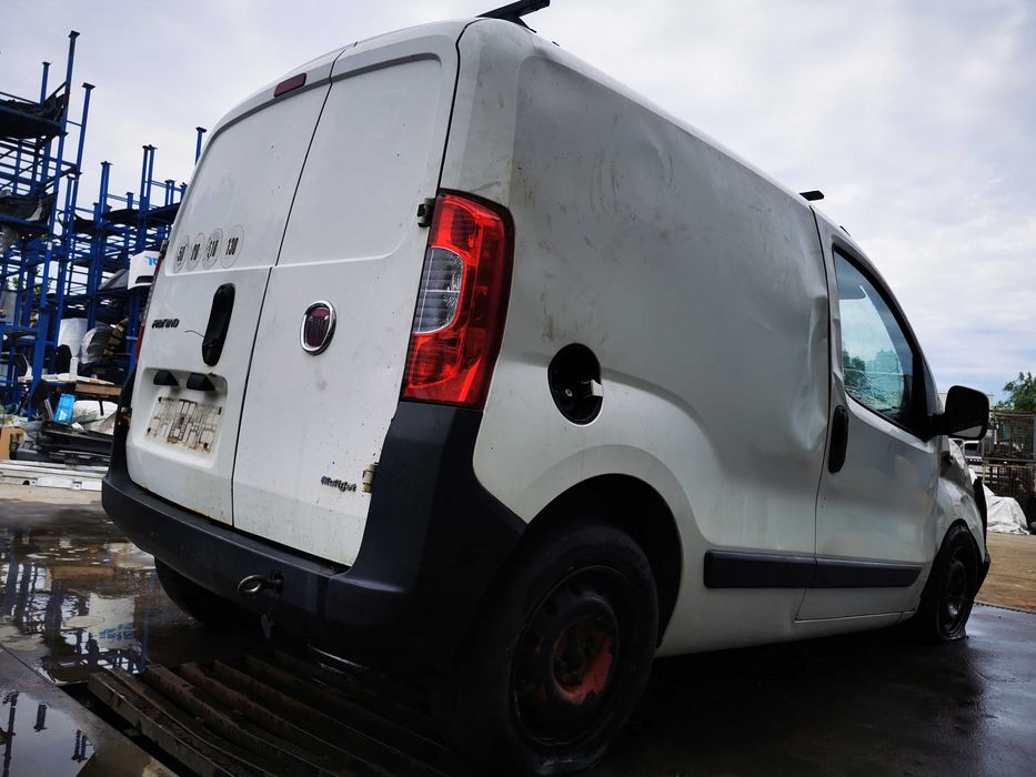 dezmembrez Fiat Fiorino 1.3 d multijet/usa fata fiorino/aripa fiorino