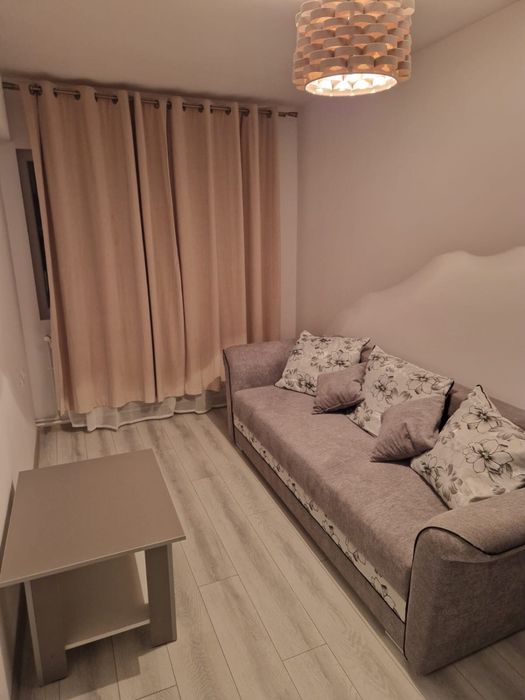 Garsonieră de închiriat – 800 lei/lună