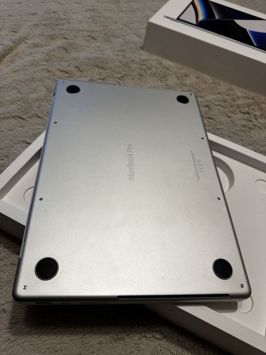 Macbook Pro 14 M1 2021