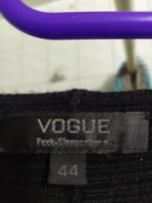 Пуловер женский р.48-50