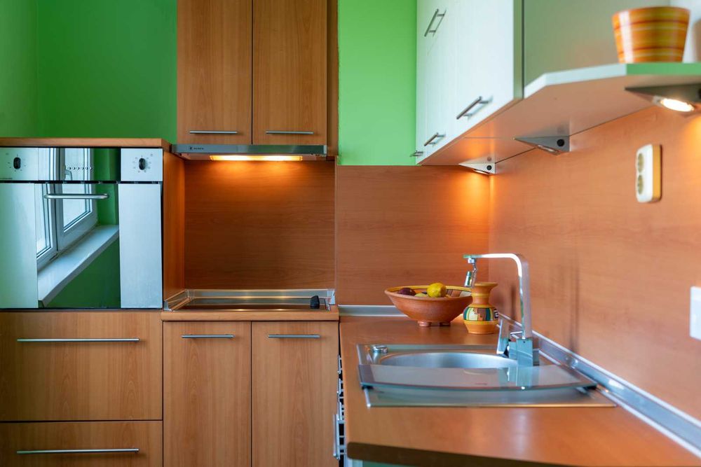 Продава се Четиристаен апартамент в Добрич, Христо Ботев - 98 кв.м за 1072 €/кв.м - Снимка #5