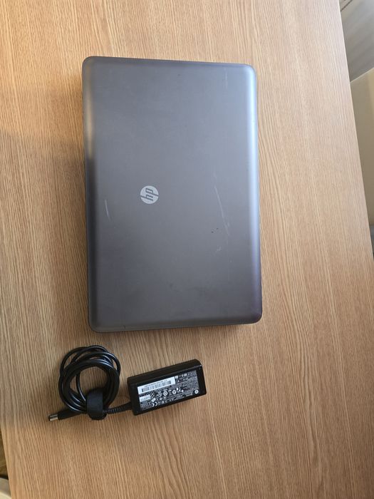 Vând laptop HP 655