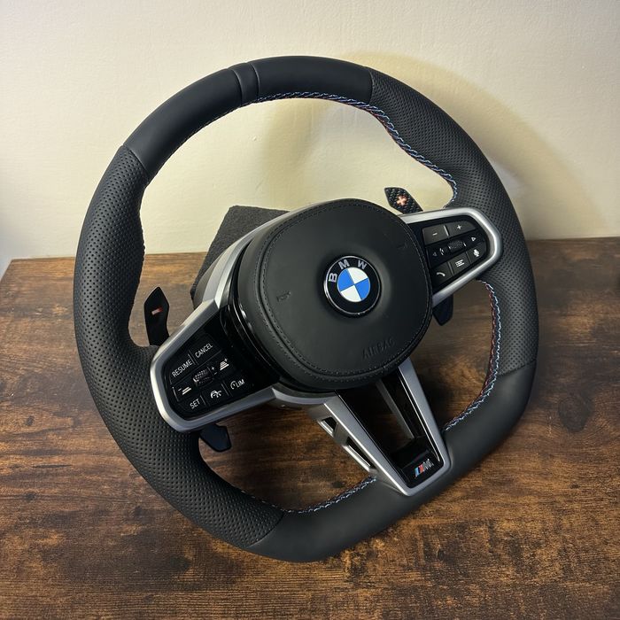 Volan BMW M CS tesit G10 G30 G31 cu incalzire si vibratii fara airbag
