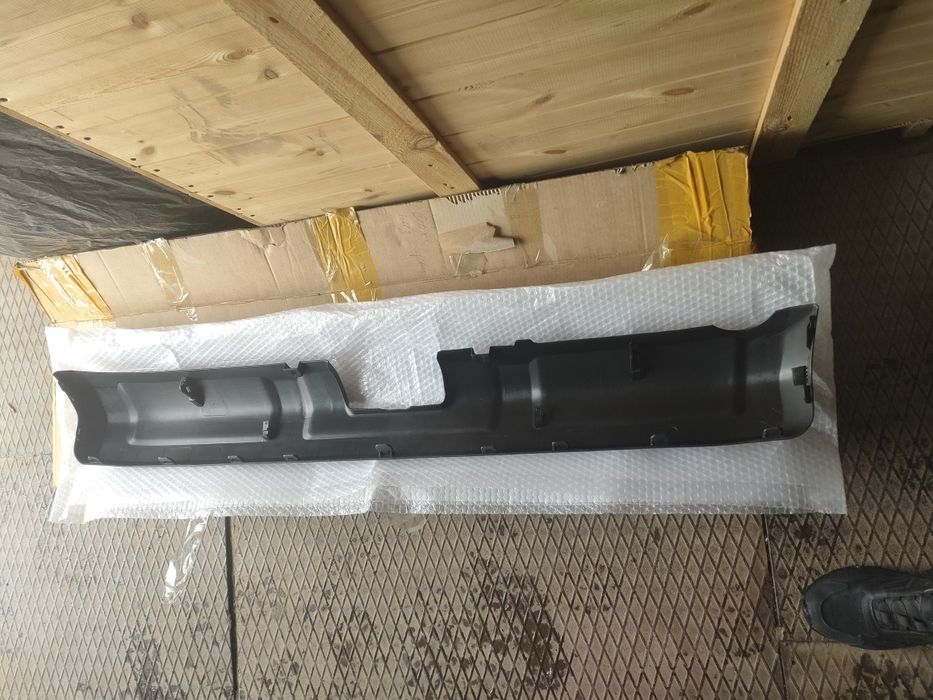 Накладка на бампер 4рунер