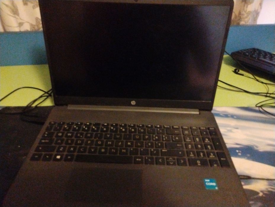 Vand laptop HP stare buna