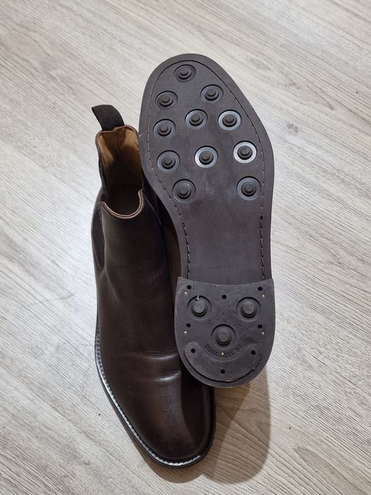 Vănd ghete si pantofi