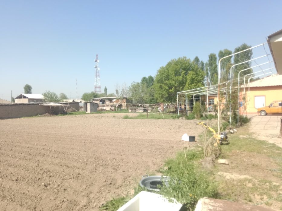 Срочна Уй сотилади 24 сотих