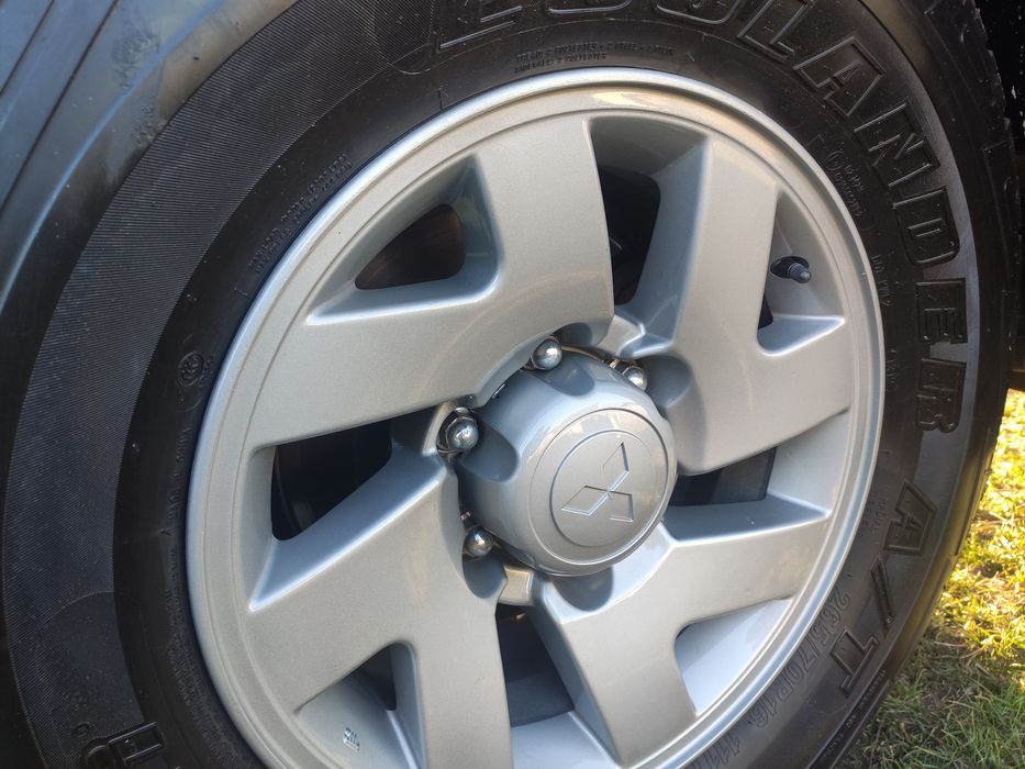 Mitsubishi Montero sport