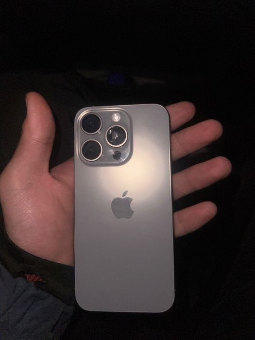 Iphone 15 pro         .