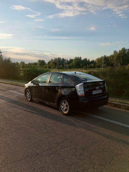 TOYOTA Prius 2010 — imagine 3