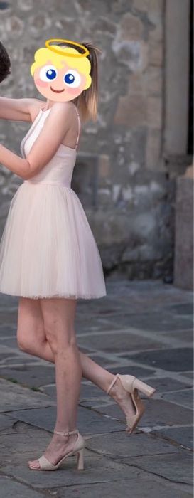 Къса рокля с тюл