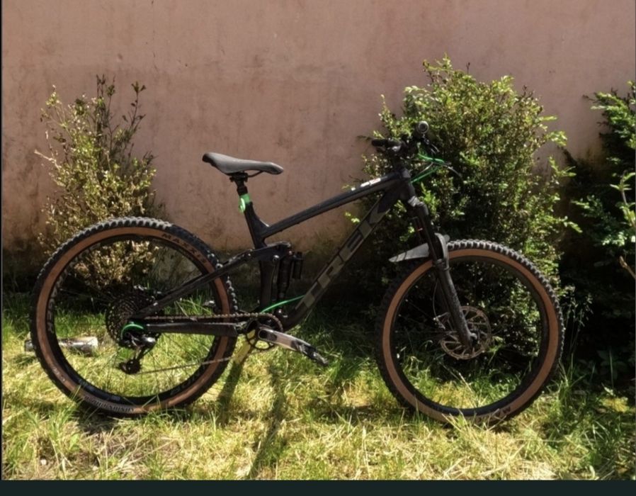 Bicicleta Fullsuspension Trek remedy 8 2021
