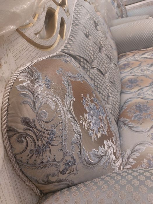 Продам мягкую мебель- диван+