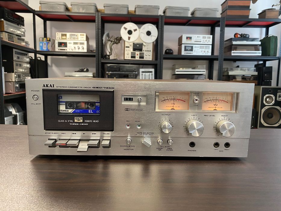 Vintage триглав дек Akai