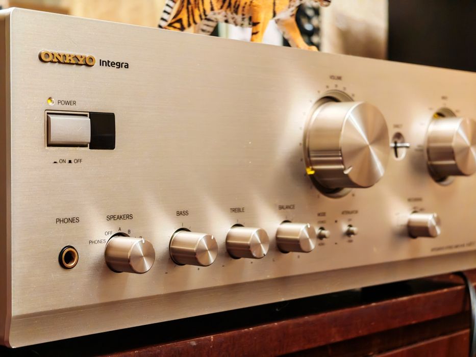 Onkyo A-9711 Integra Luxury Series. Amplificator top. Preț fix !
