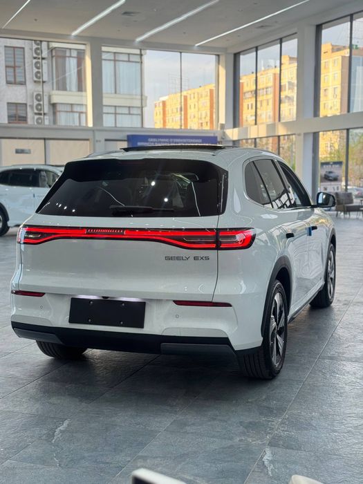 Gai Aion 60 or Geely EX5 EV
