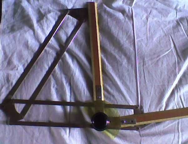 Чертежный прибор / устройство для черчения