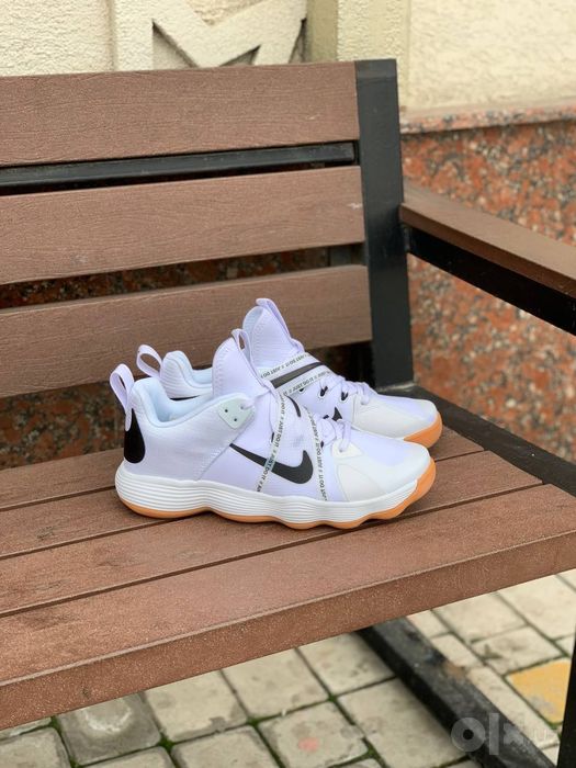 Nike basketball  .