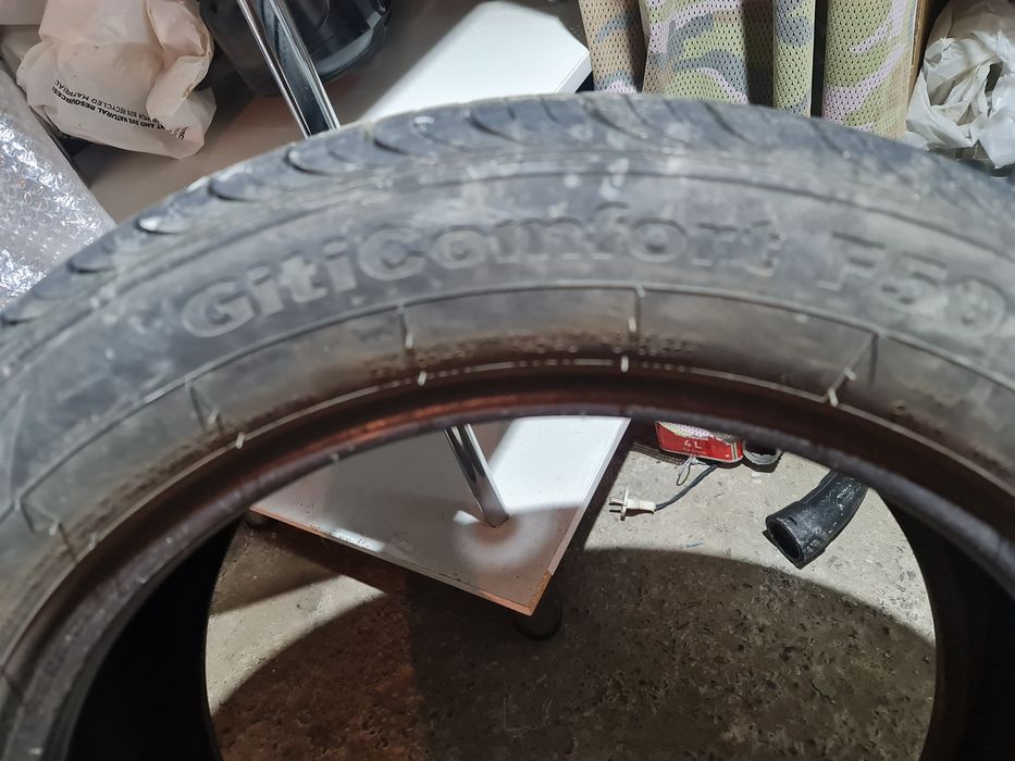 215/55/18_95Н Продам шины